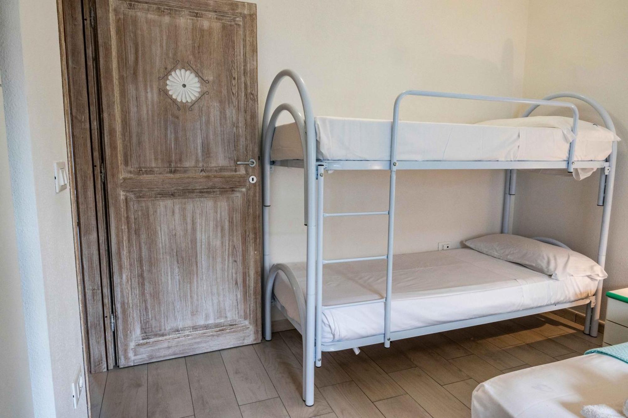 Biriola Ecoresort Cala Gonone Bilik gambar